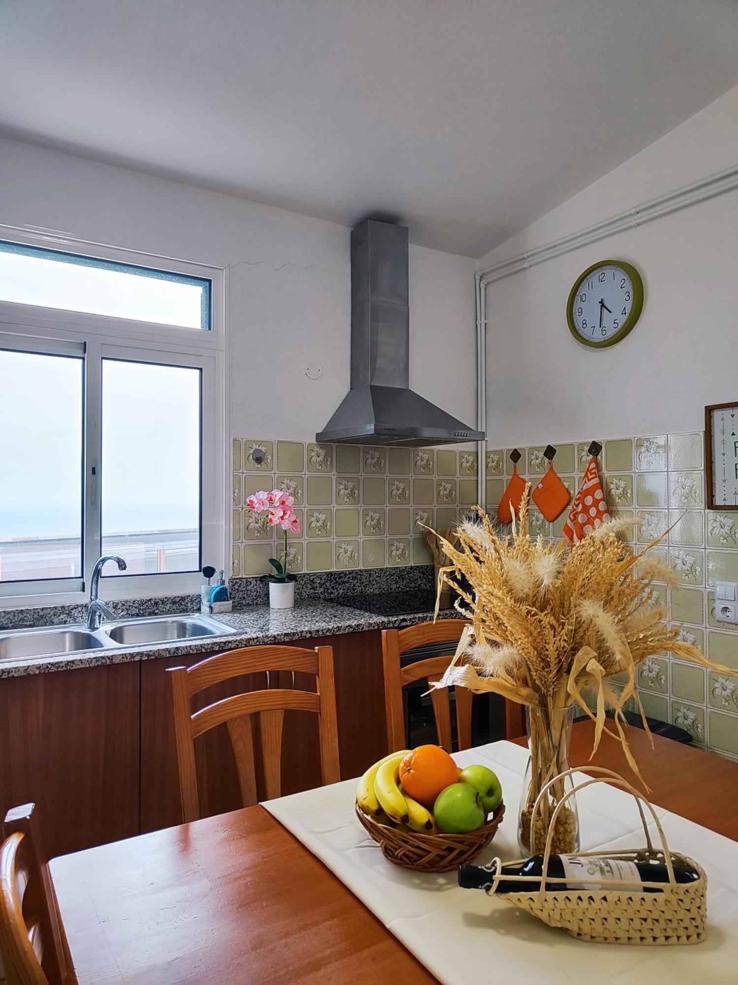 Gateone Al Airport View House Villa Machico  Eksteriør billede