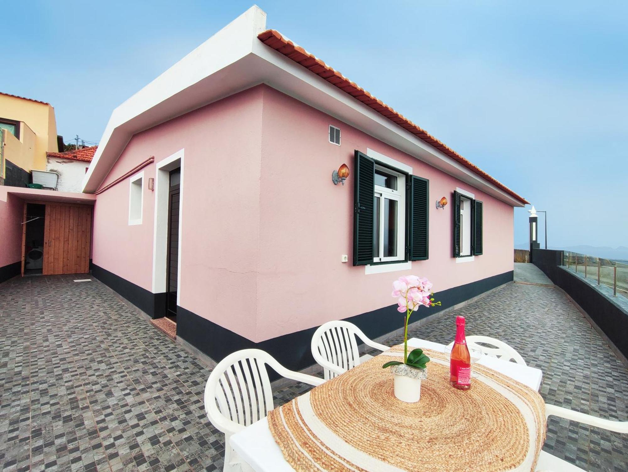 Gateone Al Airport View House Villa Machico  Eksteriør billede